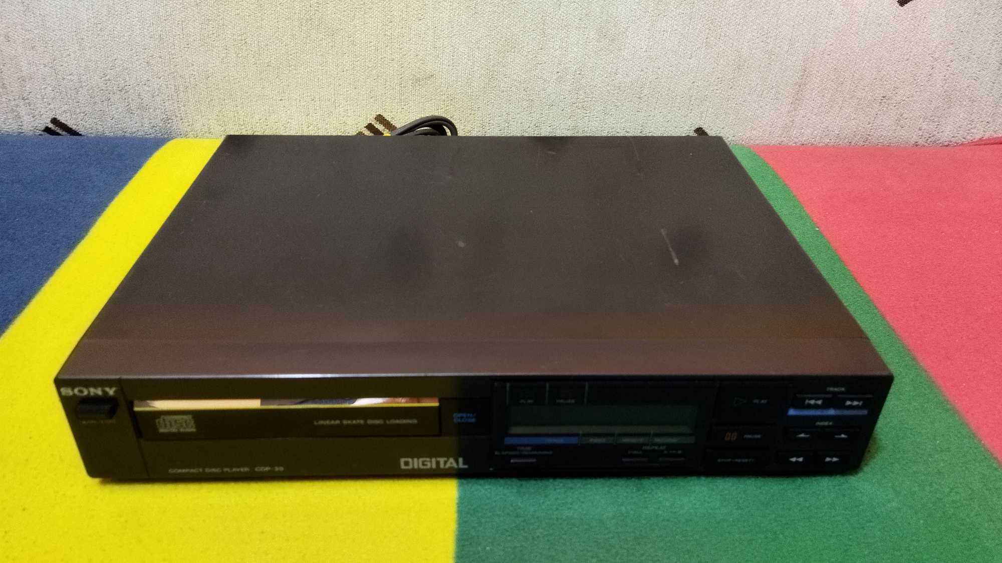 CD player vintage Sony CDP-30 din anii 80