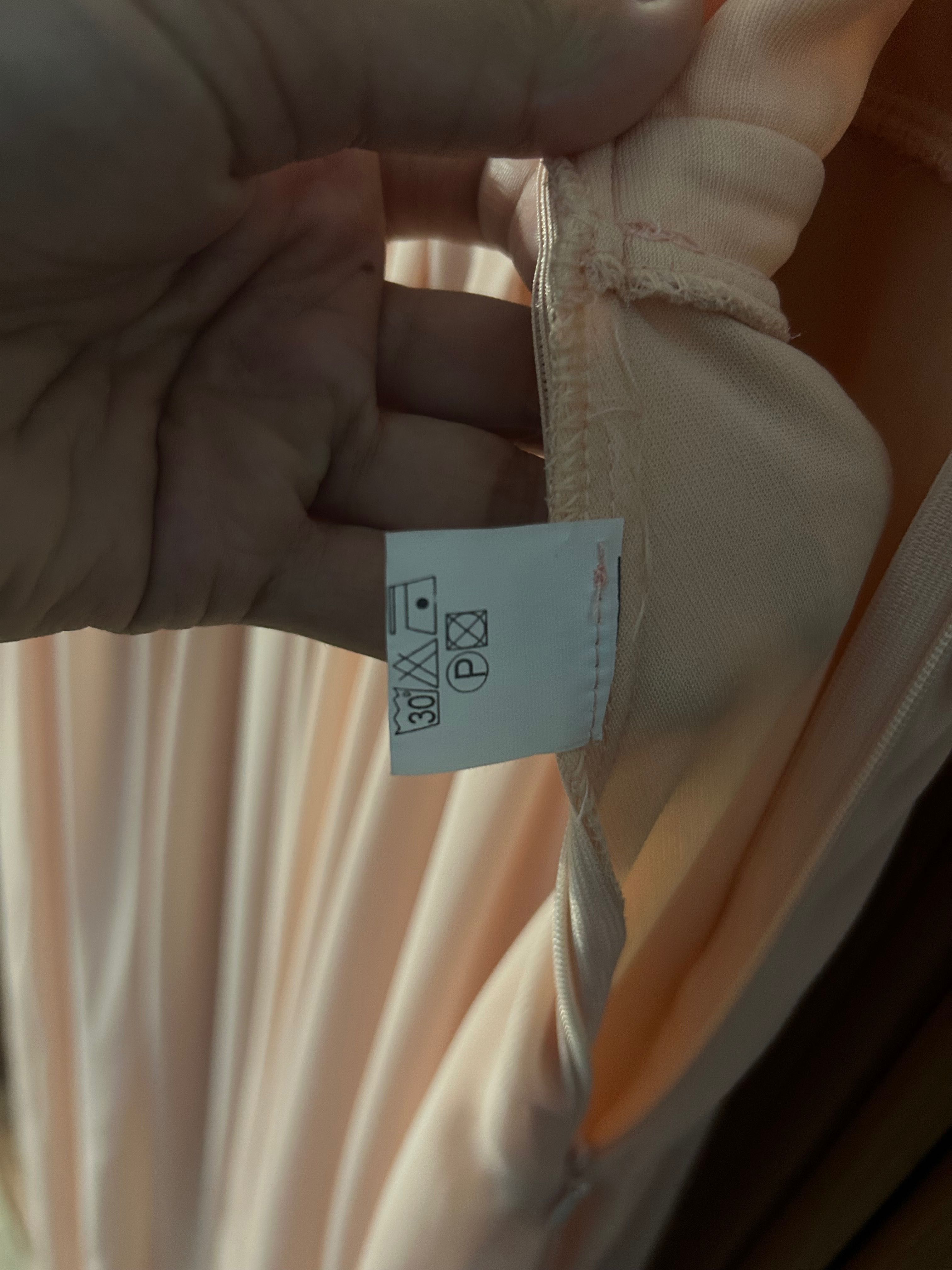 Rochie lungă fără mâneci