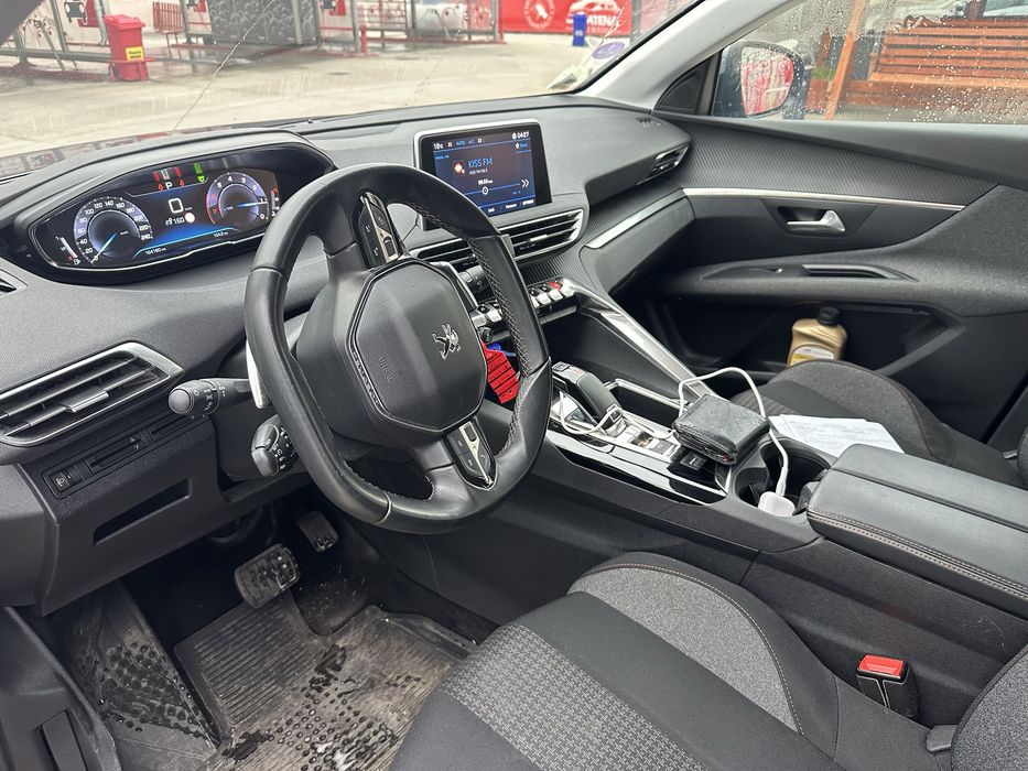 Inchiriere Auto Masini de Inchiriat  Rent a car Bucuresti Aeroport