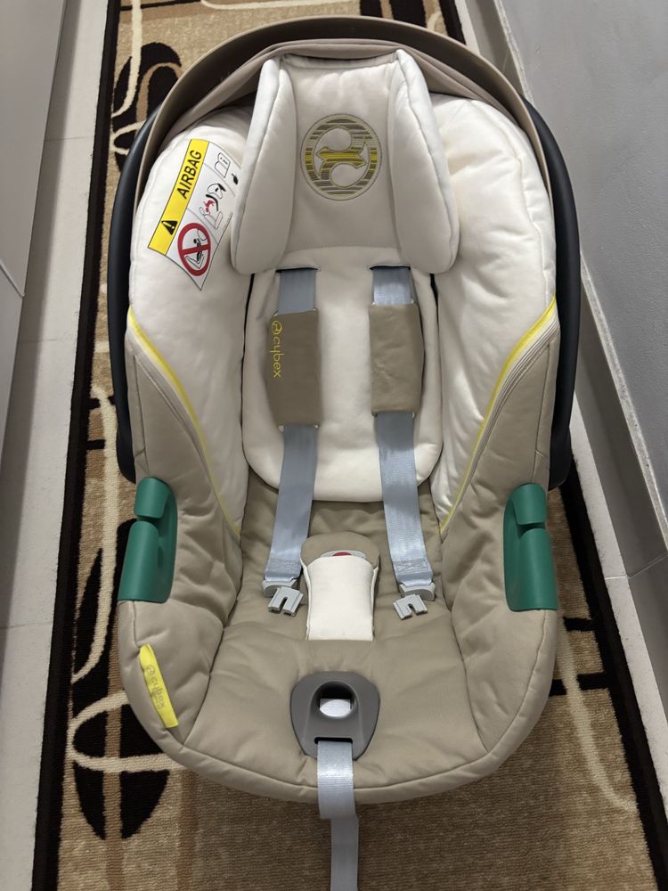 Кошче за кола Cybex aton b2 i-size