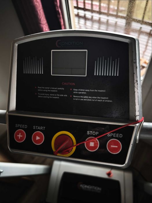 Banda de alergare Kondition HM-2800 ca nou