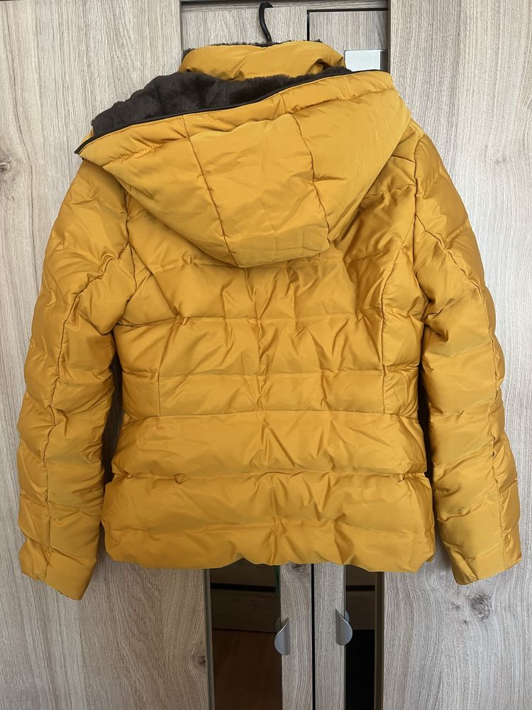 Зимно яке Zara с естествен пух