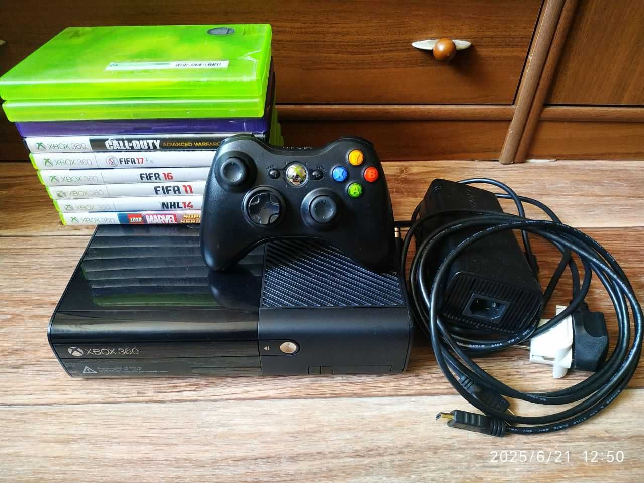 Xbox 360 E slim икс бокс + 10 игр доставка установка будет