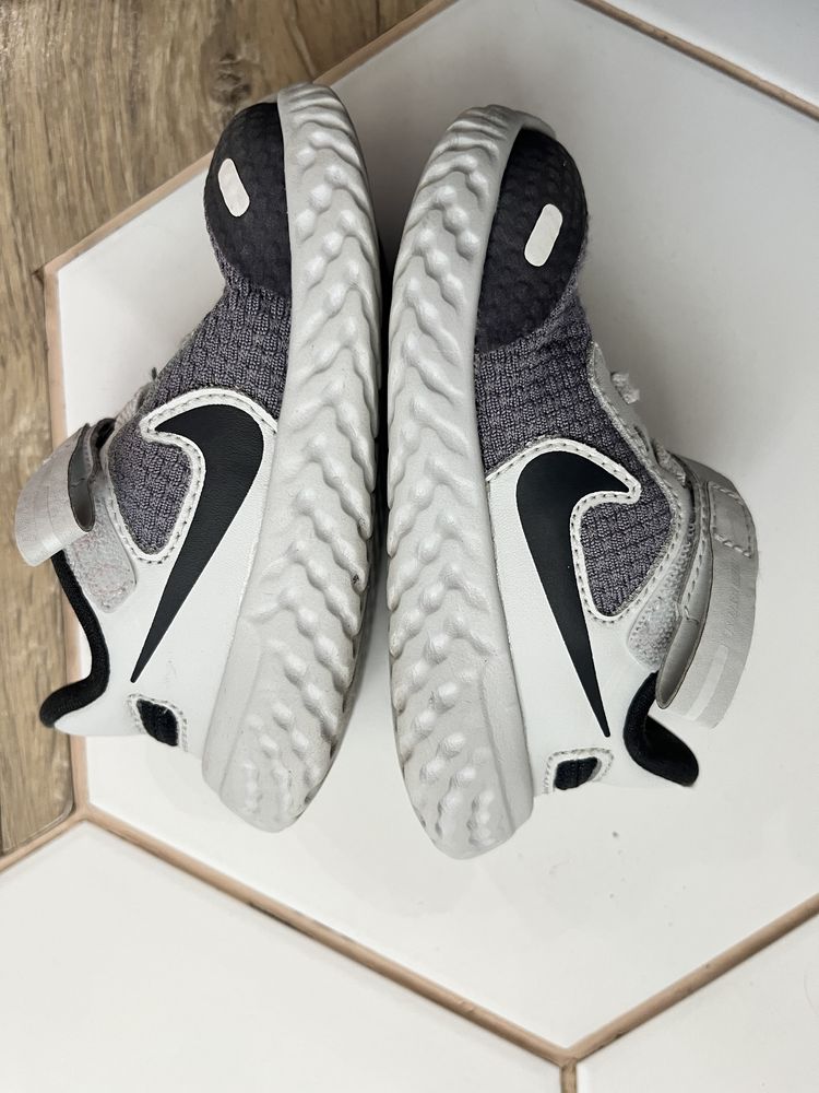 Екип/маратонки Adidas/Nike 86см