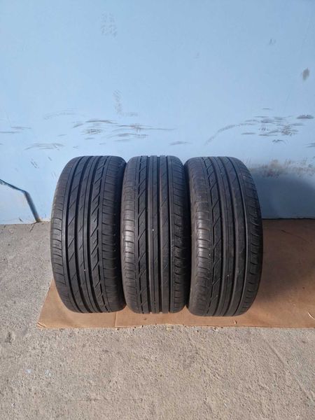 3 Bridgestone R18 225/40/ летни гуми 
DOT 0817
