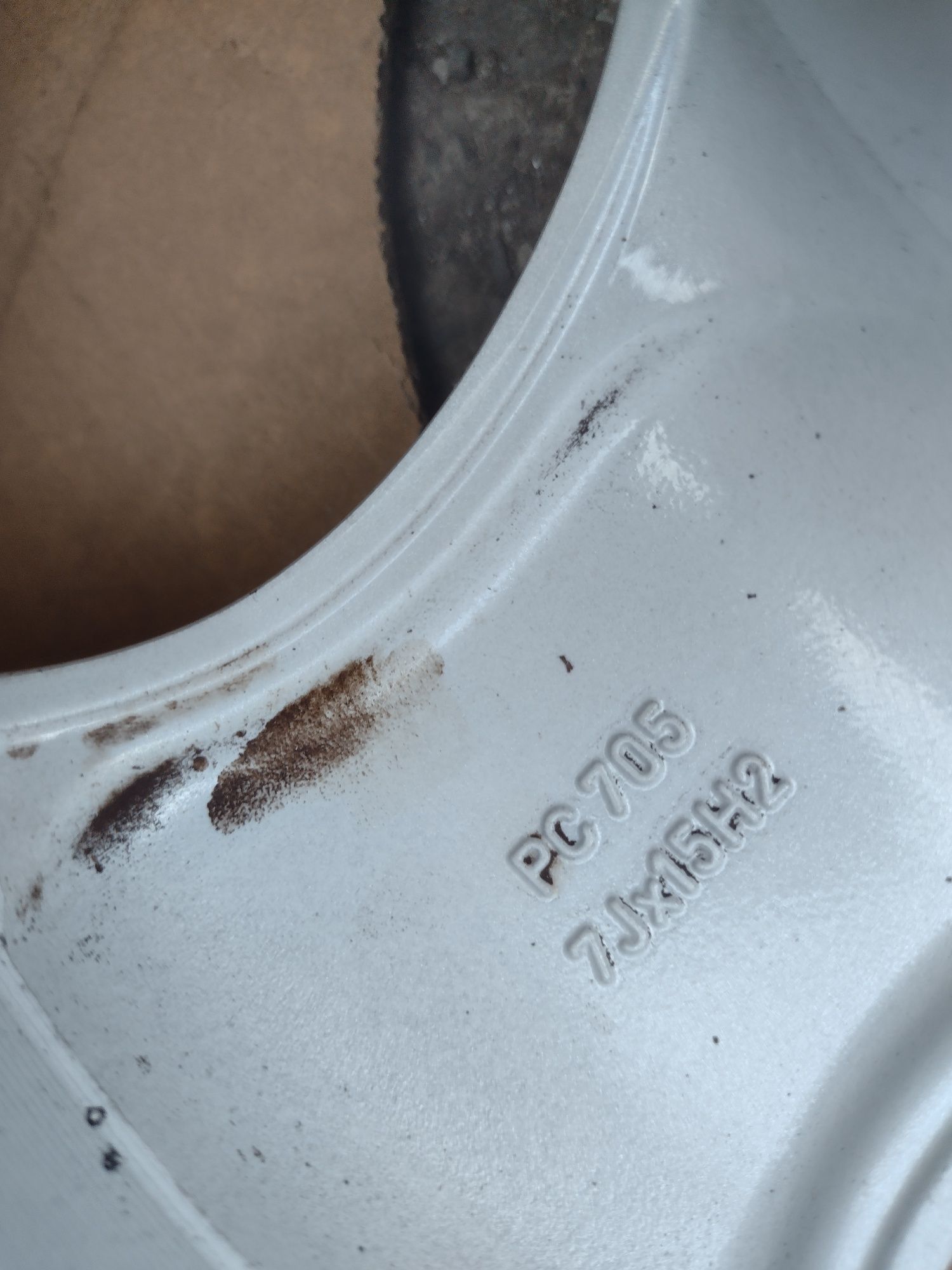 Borbet 15-4x100 ET37 7j Дачия Сандеро