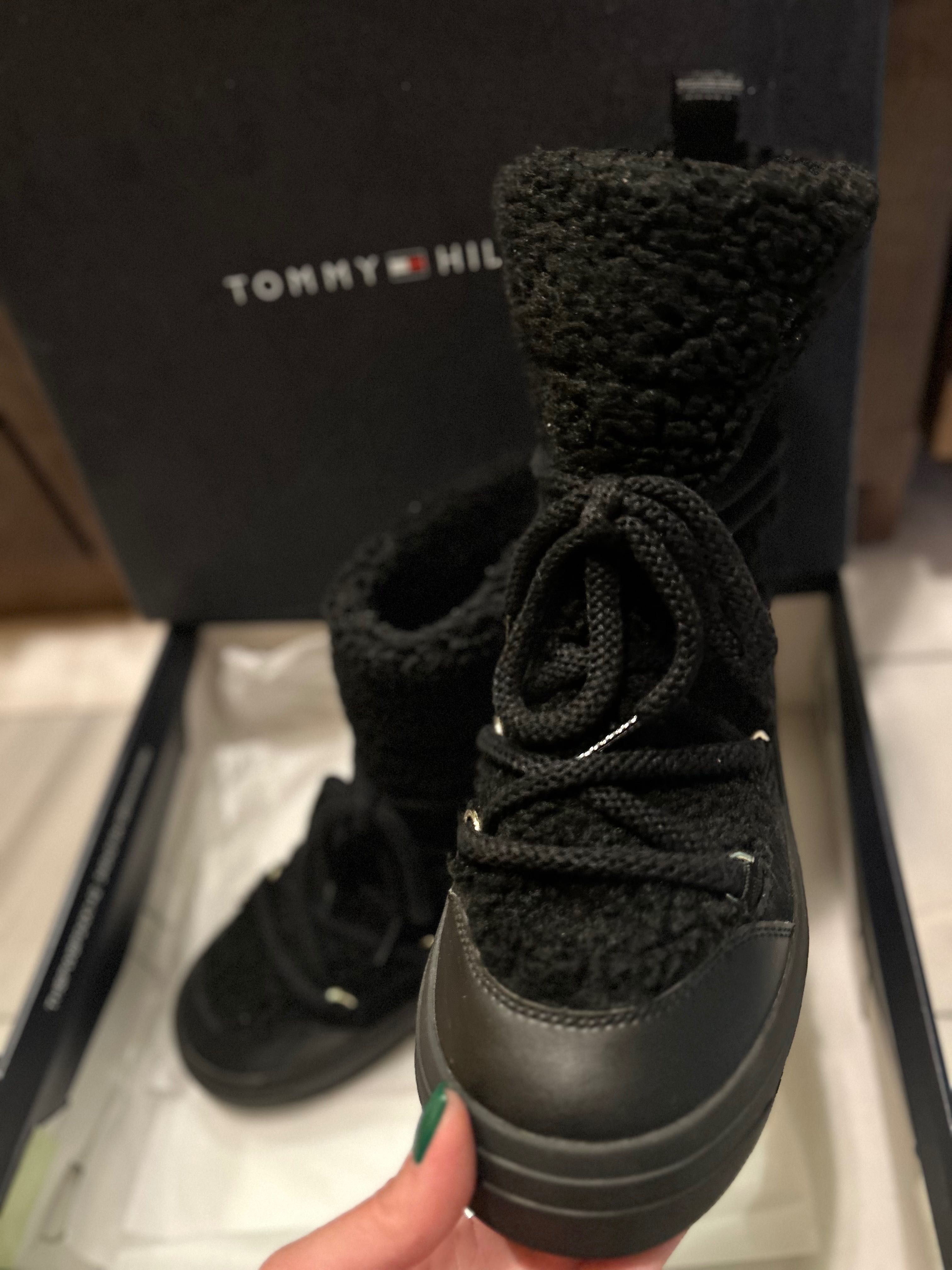 Апрески Tommy Hilfiger