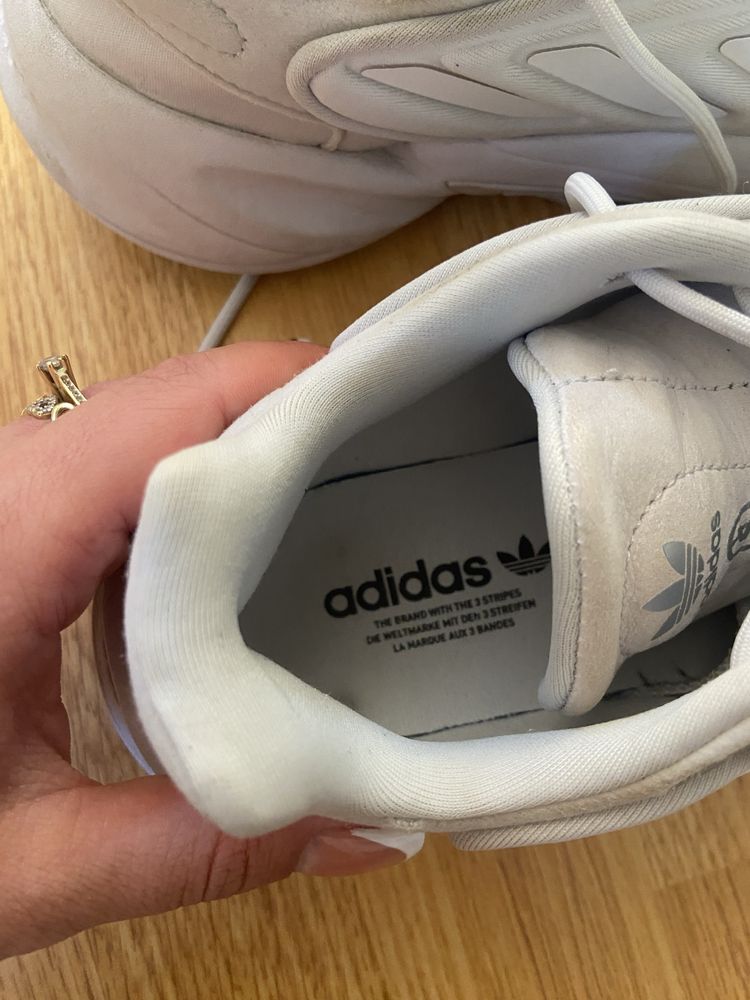 Adidasi Adidas Ozelia