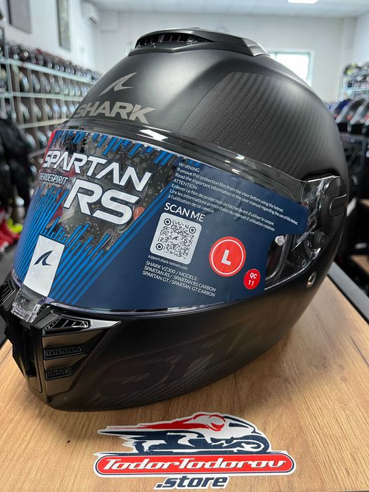 Мото Каска SHARK Spartan RS CARBON SKIN Matt,L 59-60,очила,като нова!