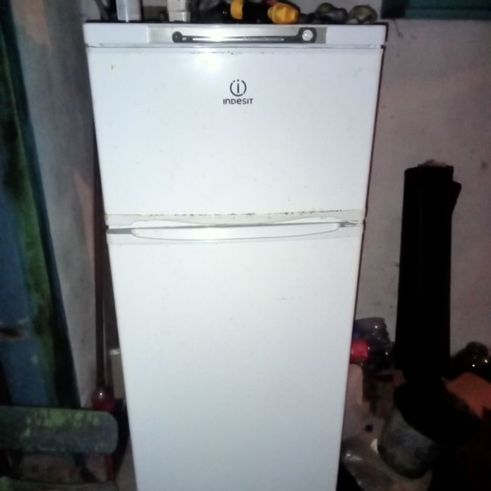 Продам холодильник б/у