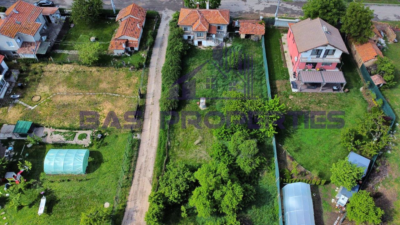 Продава се Къща в с. Петърч, Област София-област - 60 кв.м за 1617 €/кв.м - Снимка #2
