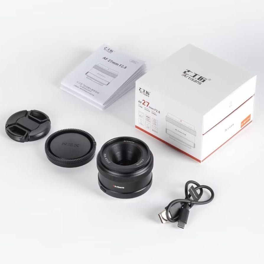фотоапарат за влогинг Sony ZV-E10 обектив,калъф,светкавица,батерии