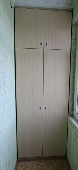 Мебел с нормальный состояние