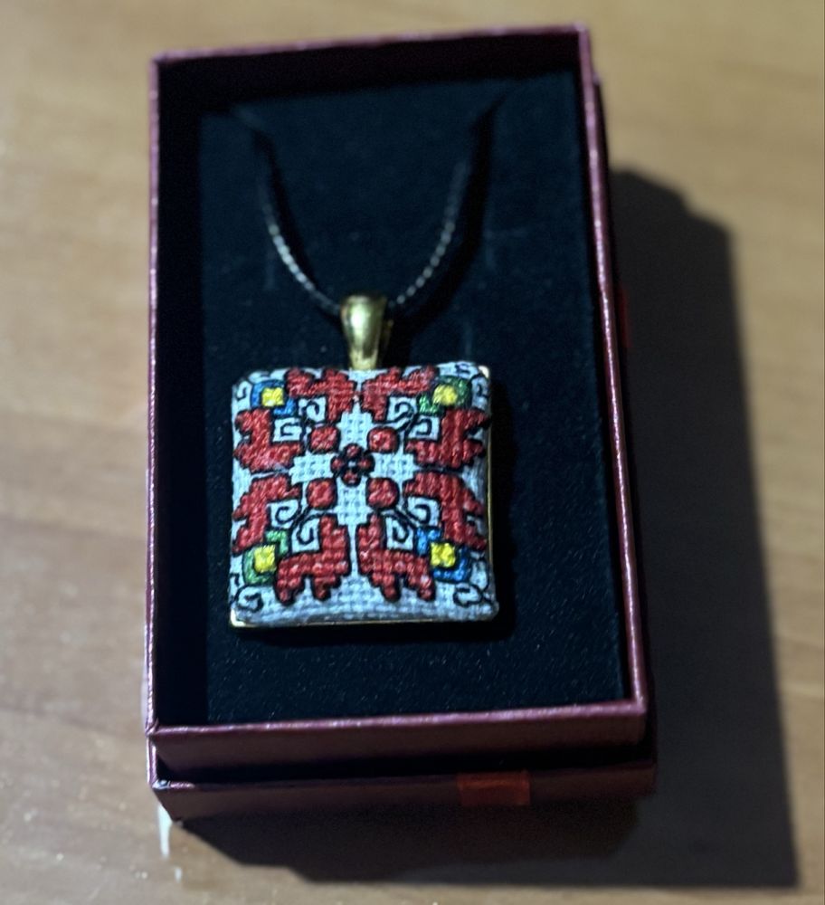 Колие ръчна изработка
