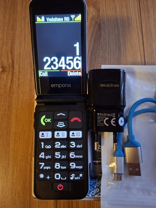 Top Telefon pt seniori,ușor de utilizat.