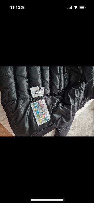 Geacă Moncler măsura 38 cumparată de pe Vinted. Geaca este impecabilă.