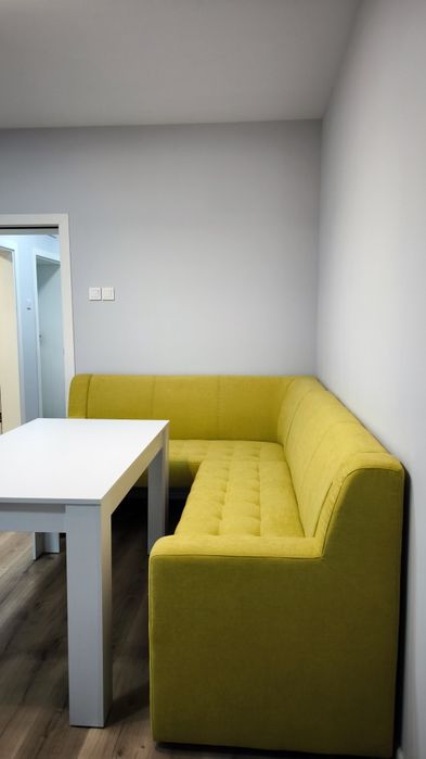 Дава се под наем Четиристаен апартамент в Стара Загора, Център - 104 кв.м за 612 € - Снимка #2