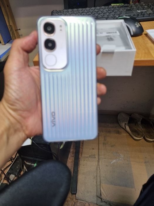 Смартфон VIVO Y19