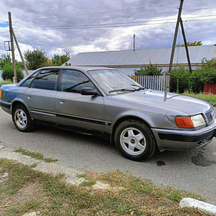 Ауди 100 с4 1993