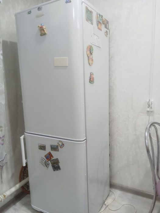 Продам Холодильник "Бирюса"