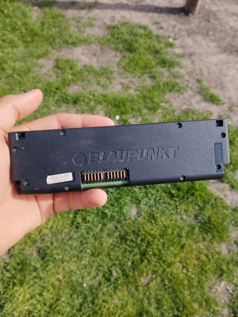 Радио със навигация/BLAUPUNKT