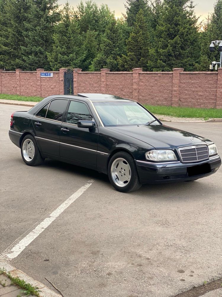 Продам Мерс С180 W202