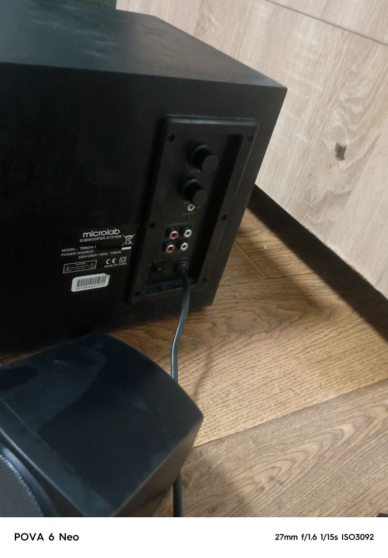 Продам сабвуфер Microlab