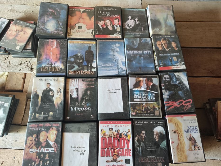 Vand colectie DVD uri