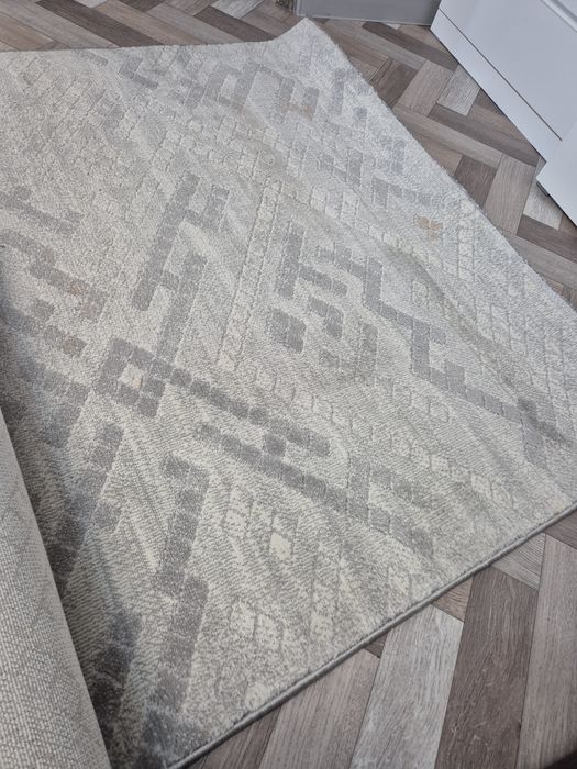 Продам ковёр, серого цвета