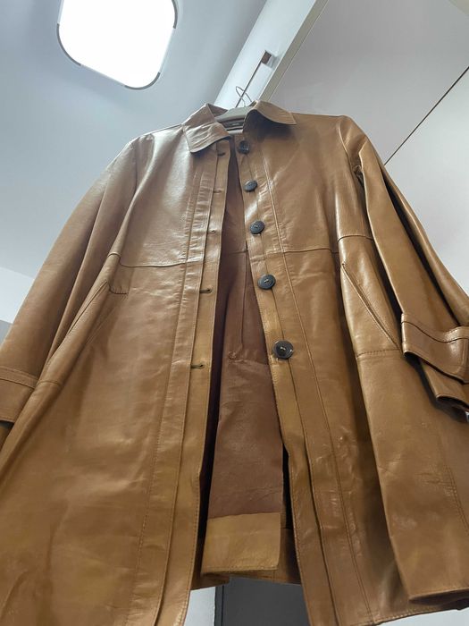 Haine  din piele, Hugo Boss