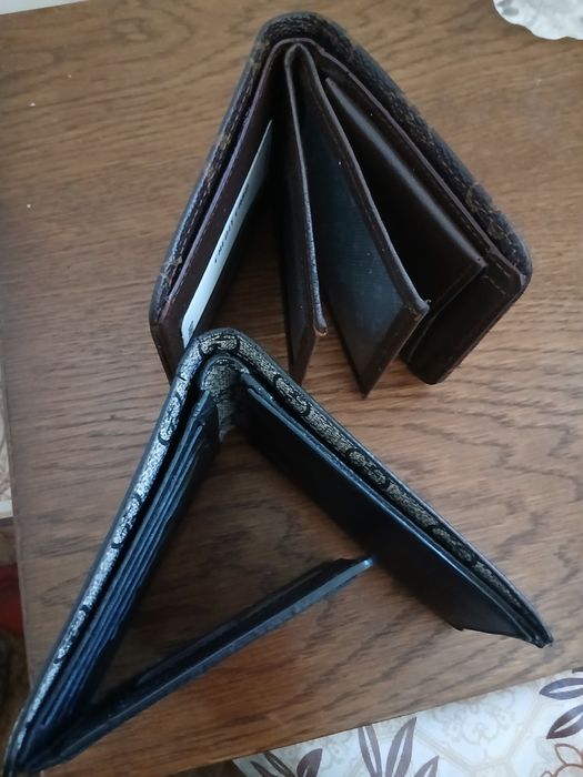 Мъжки портфейли Gucci i Luis Viton