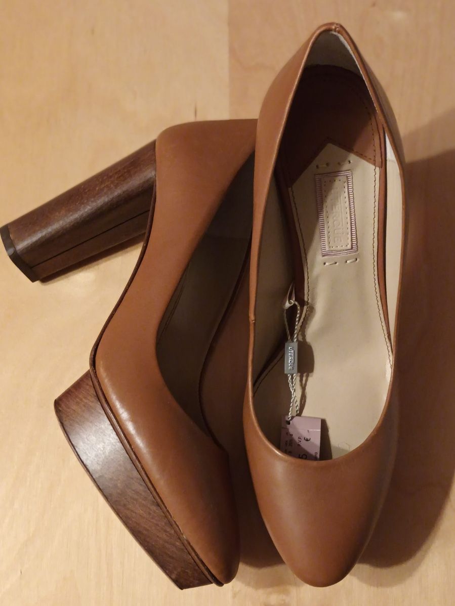 Pantofi de piele noi _ Uterque (Massimo Dutti)