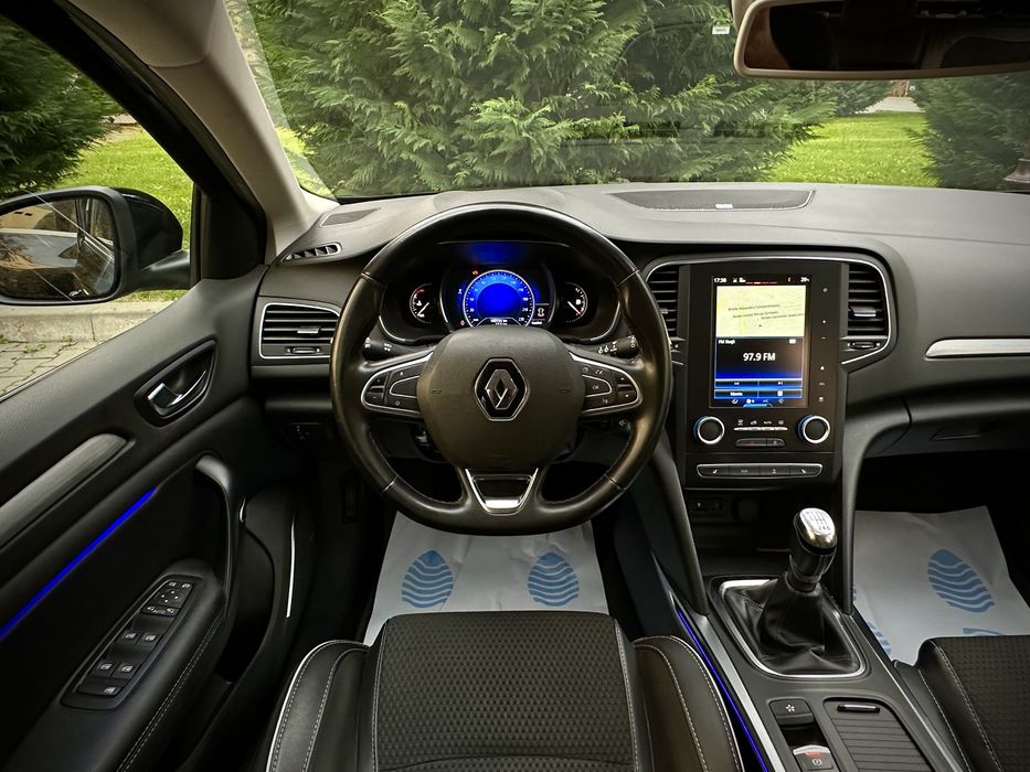 Renault Megane • BOSE Edition • Masaj • Navi Mare • Încalzire Scaune •