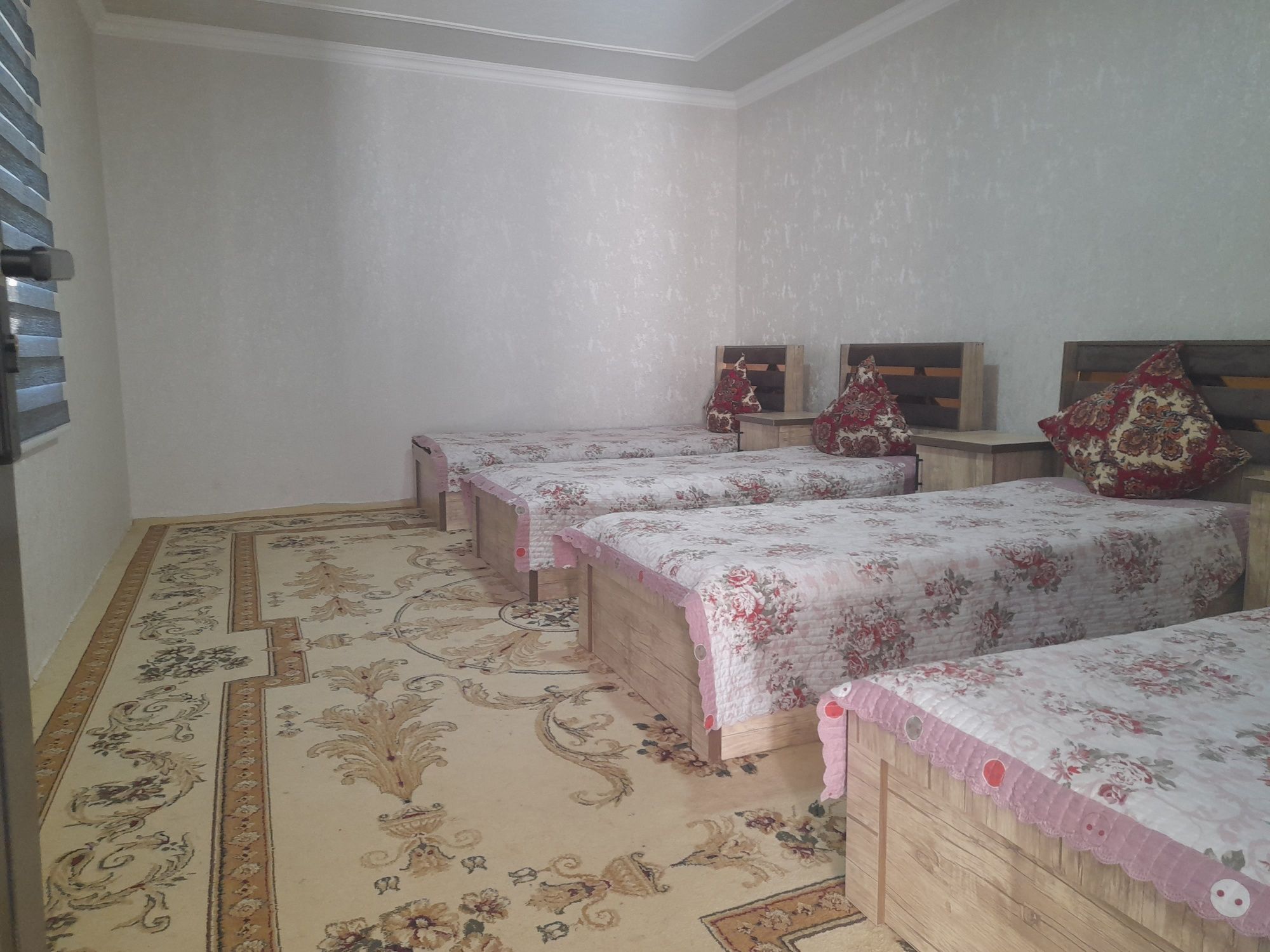 Oqtosh oilaviy dacha toza pokiza