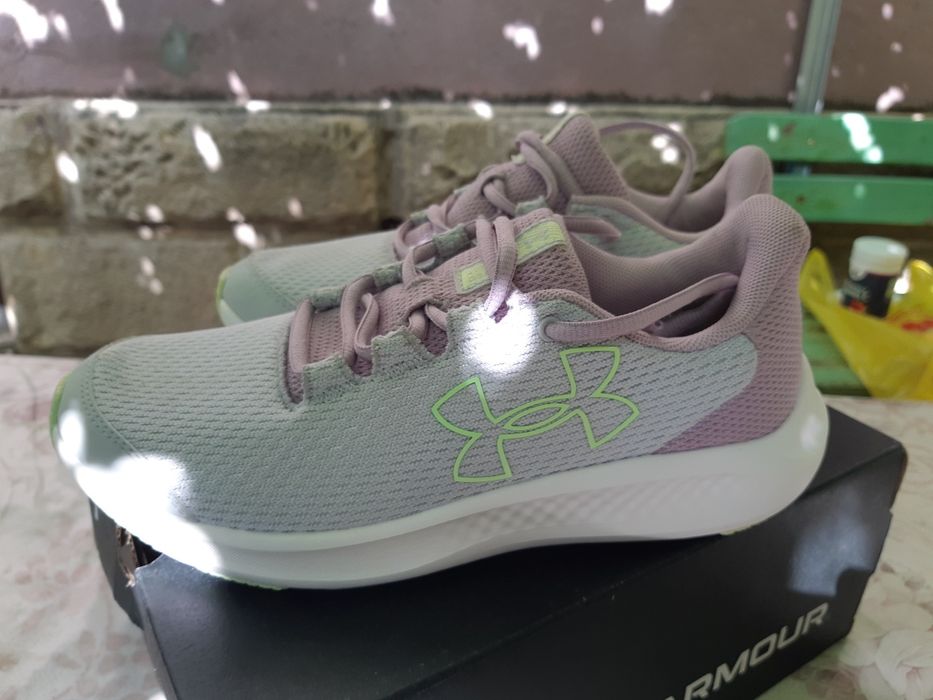 Дамски маратонки Under Armour