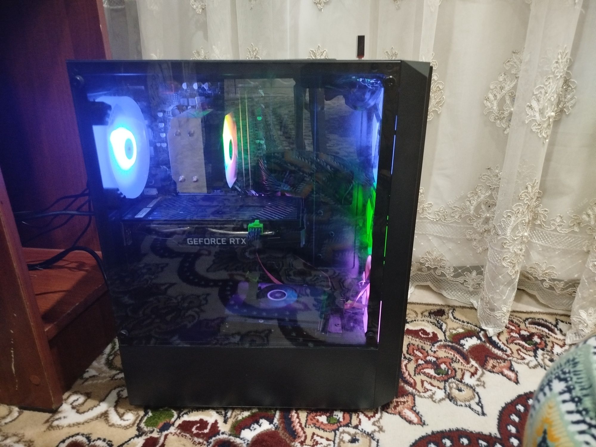 Срочно игровой Компьютер продам состояние отличное как новый