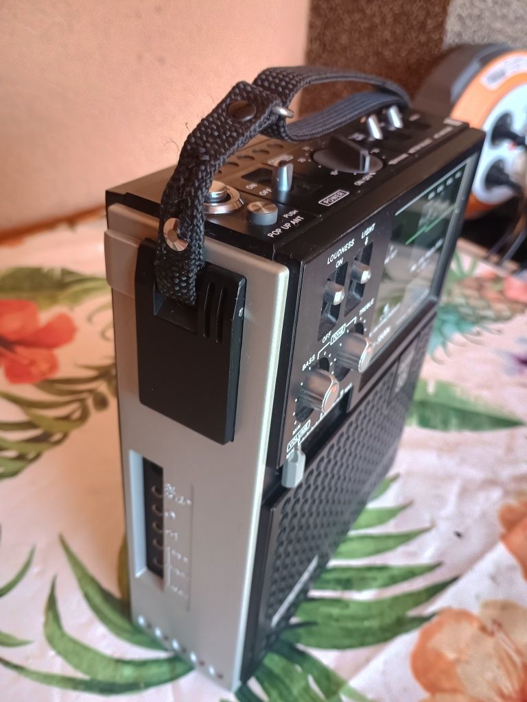 SONY model: ICF-5500M