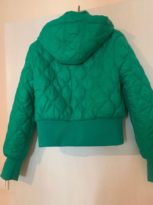 Ново, много свежо и красиво яке.