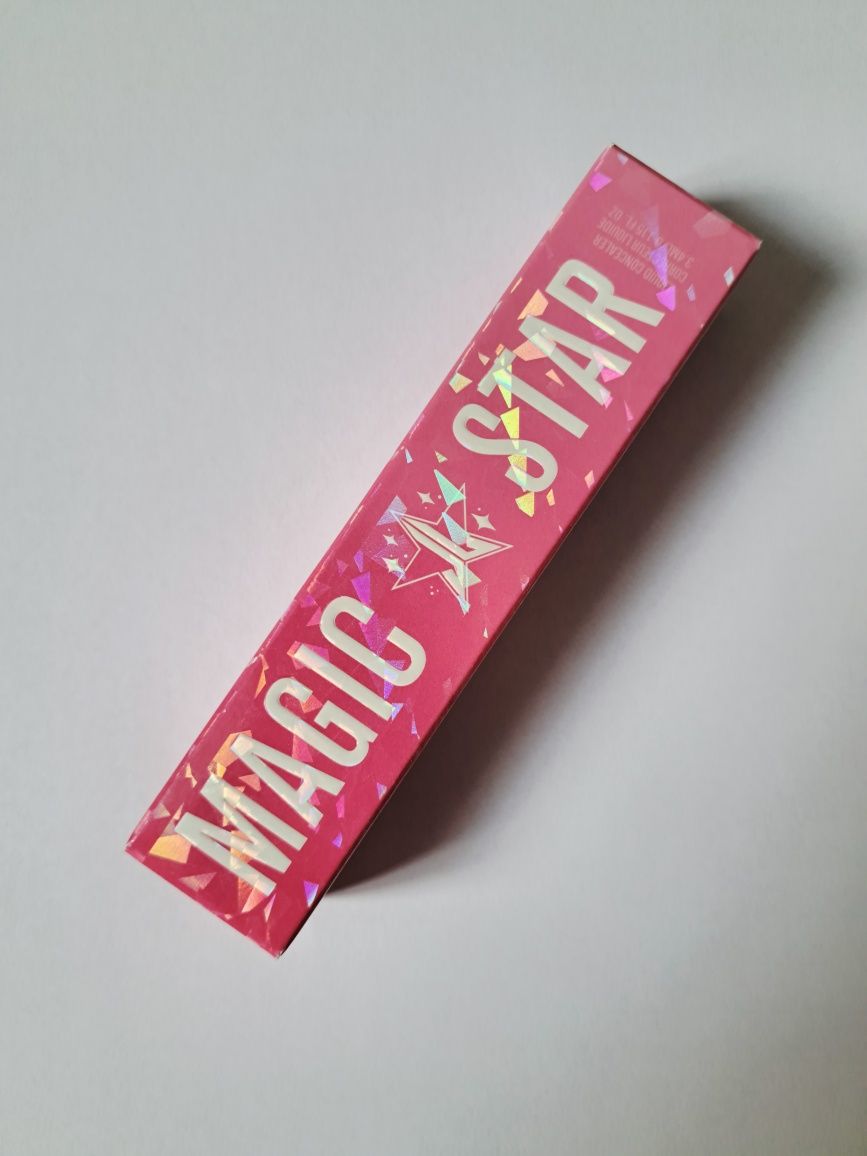 Коректор Jeffree Star Cosmetics Magic Star Concealer цвят C6.5