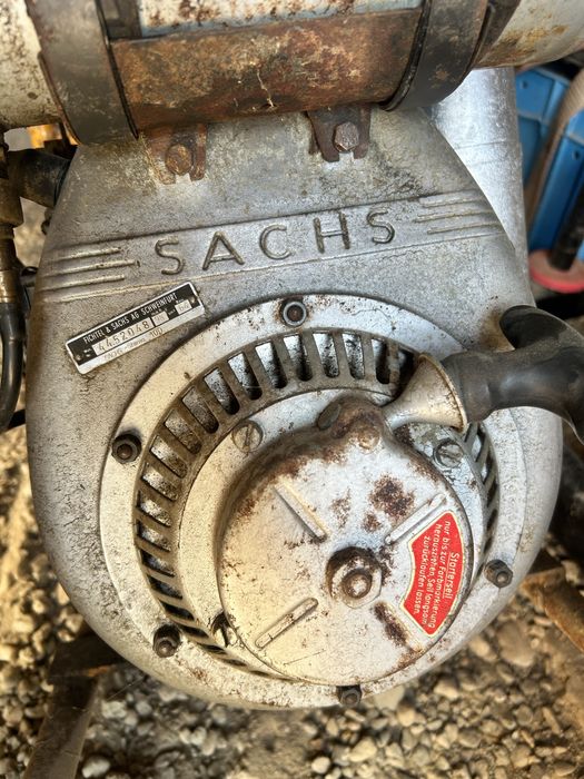 Vibrator de beton Sachs