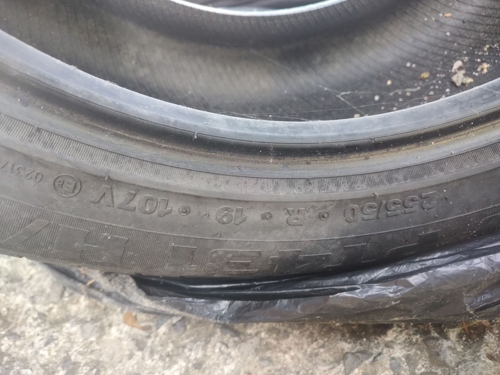 Gumi vtora upotreba i 255/50/19