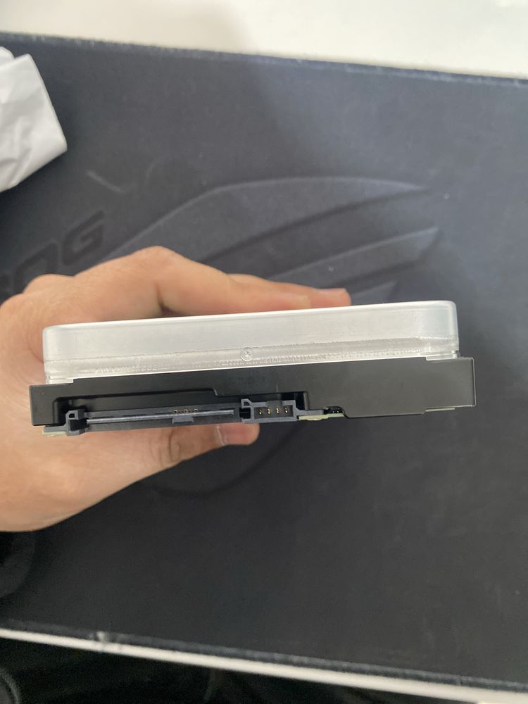 Жесткий диск Seagate