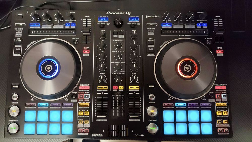 Consola DJ Pioneer DDJ RR Rekordbox,ieșire XLR balansat,alimentator 22