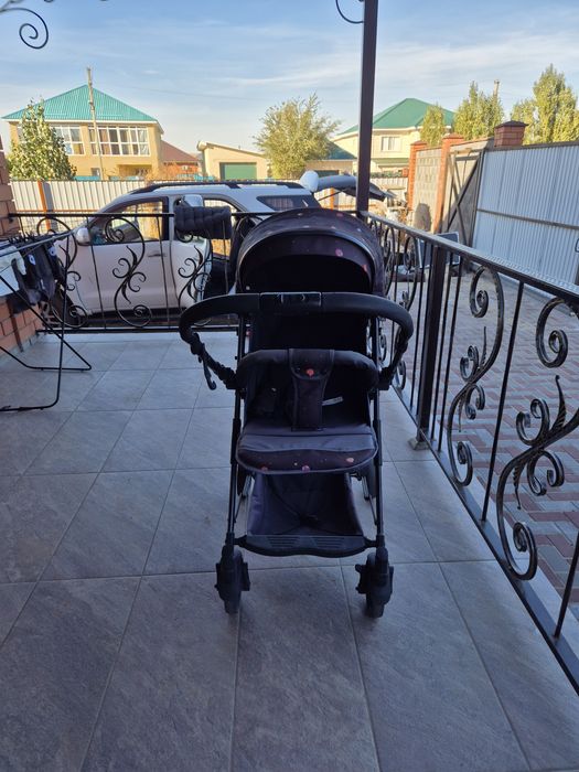 Коляска в отличном состоянии