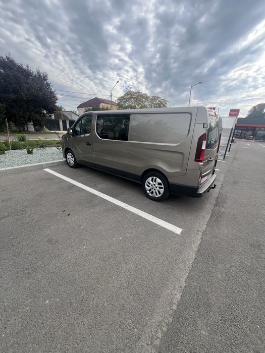 Vand renault trafic mixt