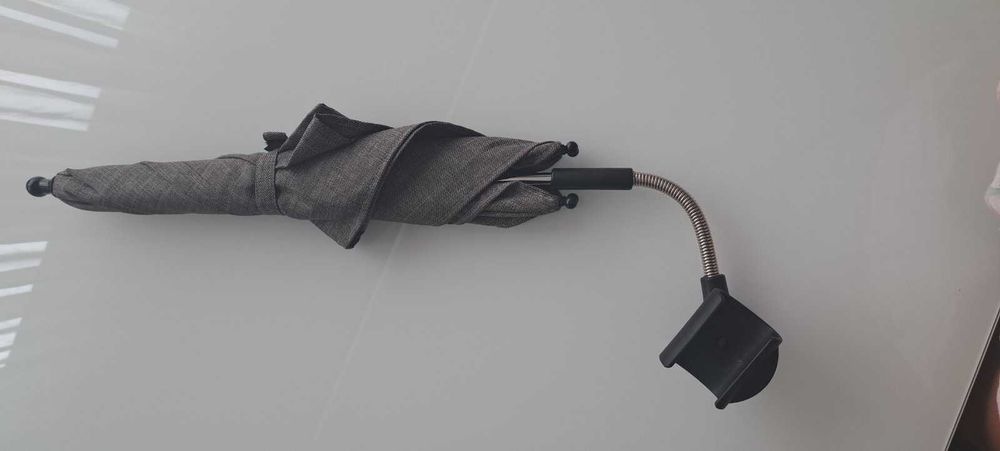 Бебешка количка със зимен и летен кош.