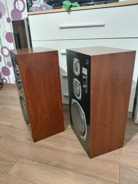 Тонколони Hitachi HS 530