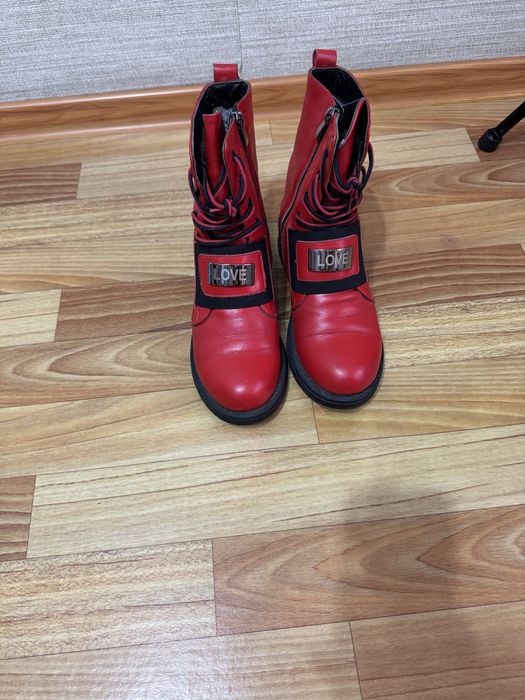 Женские зимние ботинки размер 38