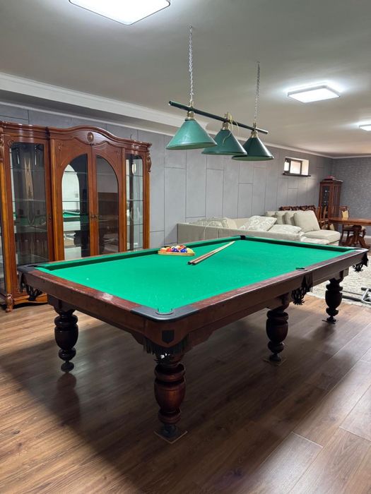 Продаётся бильярдный стол