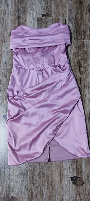 Vand Rochite,impecabile,marea ajoritate au o purtare